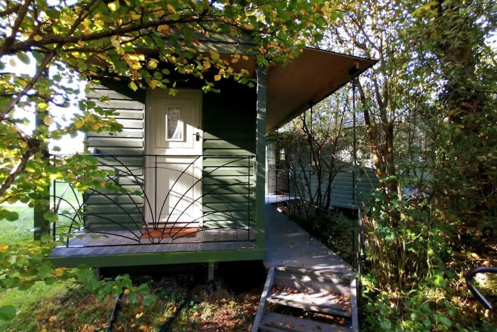 Penn Bergeyn Shepherd'S Huts Exeter Exterior photo